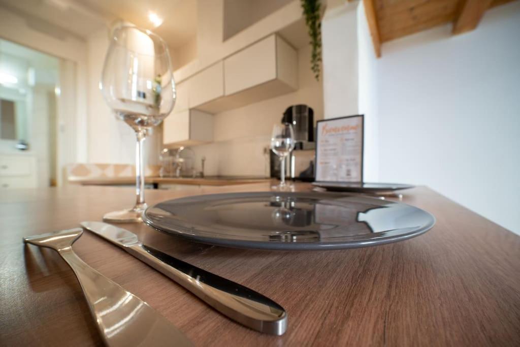 Appartement Tout Equipe Proche De La Plage 2 A 4 Couchages Марсель Экстерьер фото